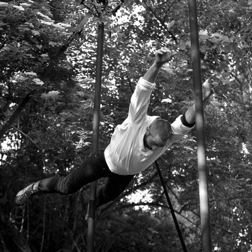 Scenic Archives Cabaret Primavez by Collectif Primavez. Black and white image, Chinese pole.miguel rubio